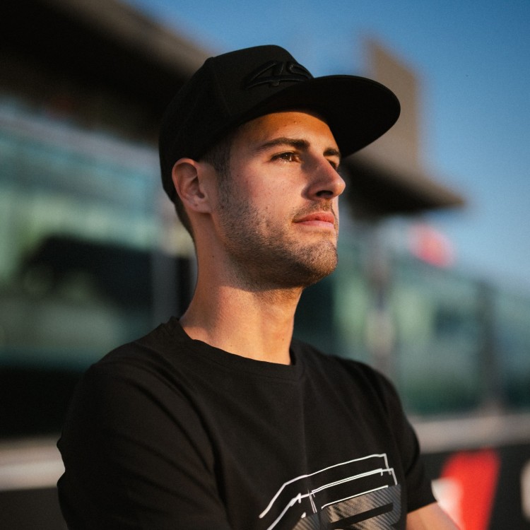 4SR Czapeczka BLACK ROCKET