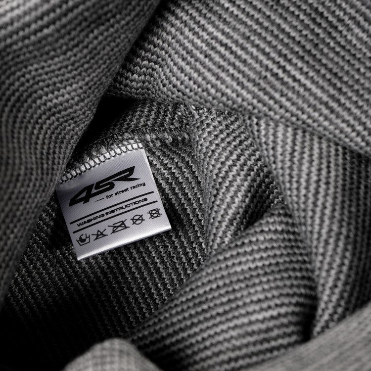 Czapka zimowa z pomponem