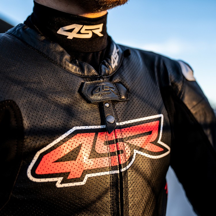 4SR jednoczęściowy kombienzon motocyklowy z kangurzej skóry Racing Ultra Light AR & Hannes Soomer WSSP