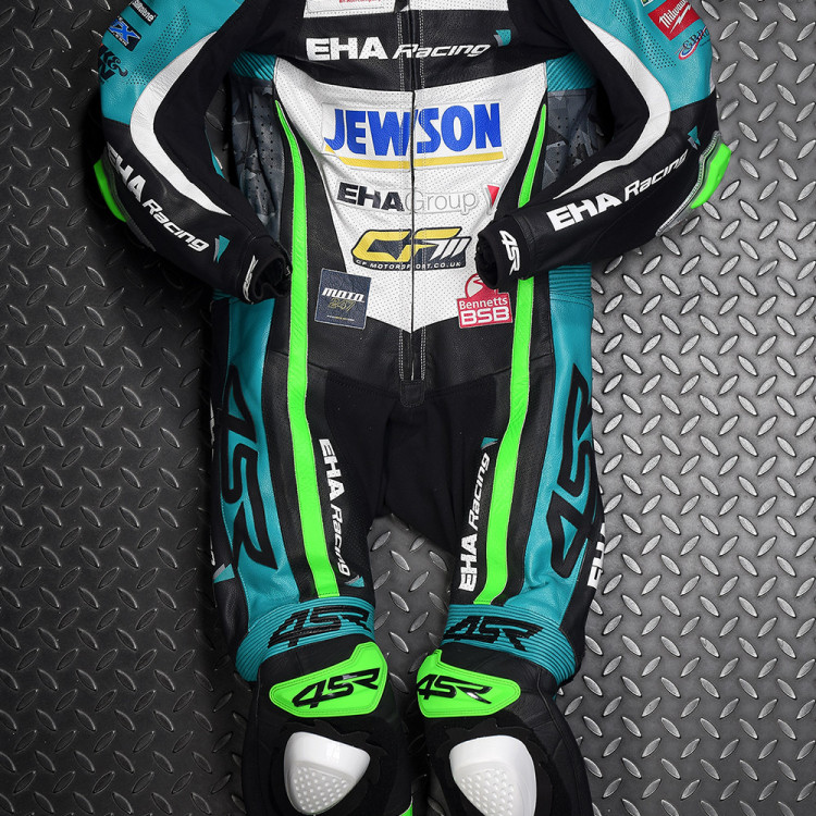 4SR racing leathers EHA Racing David Allingham 1