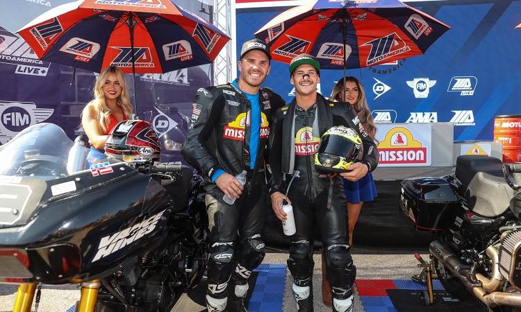 Hayden Gillim #79 a James Rispoli #43 - King of the Baggers - MotoAmerica 2023 Texas (1)